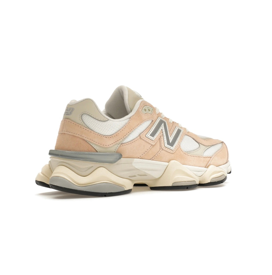 New balance 9060 “Vintage Rose”